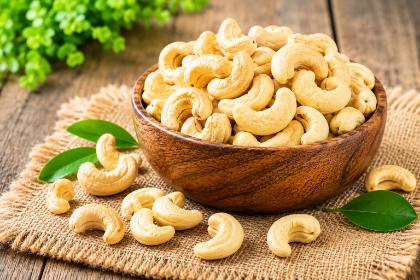 Premium Cashew Nuts 100g