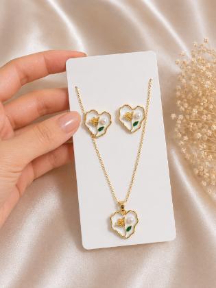 Anti Tarnish Floral Heart Jewellery set