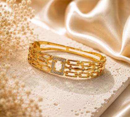 Elegant Crystal Link Antitarnish Stainless Steel Bracelet